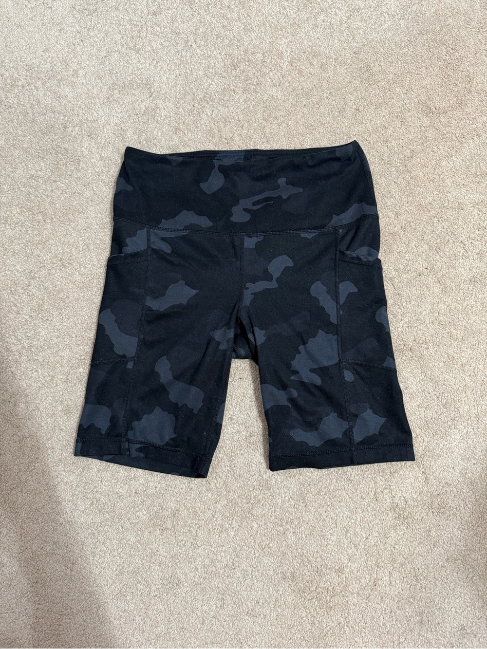 High-Waist Black Camo 9” Bike Shorts size Medium